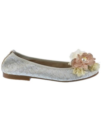 Guxs Bailarina Ceremonia con flores