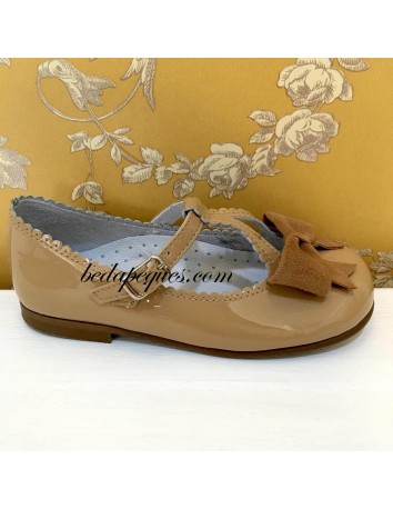 Guxs Merceditas Piel Charol Lazo Camel 2