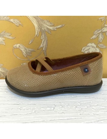Zapato Merceditas Niña Camel