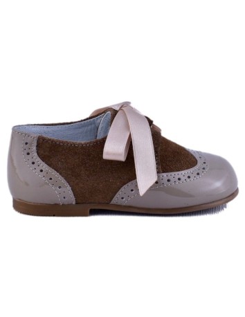 Guxs Zapato inglés charol combinado con ante Taupe 2