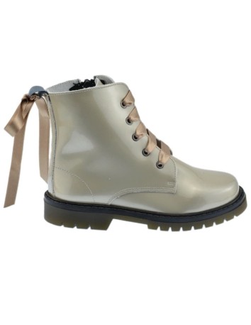Bota Militar piel Charol Taupe con Cordones