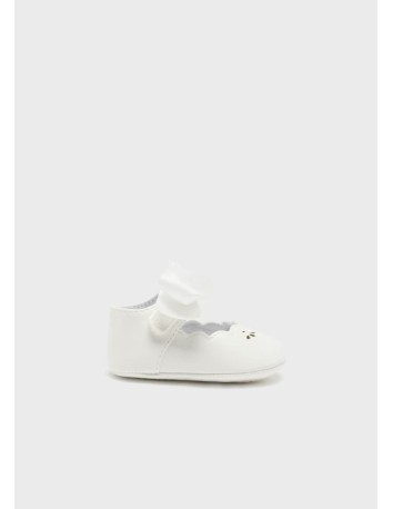Mayoral newborn merceditas lazada color blanco 2