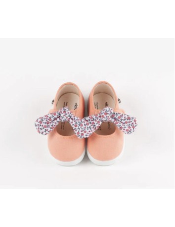 Victoria modelo  Ojalá Lona Pañuelo Liberty color Coralina