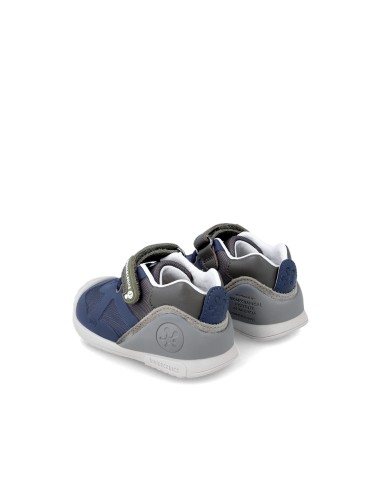 Biomecanics zapato casual cierre autoadhesivo...