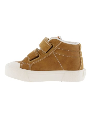 Victoria deportiva casual piel color cuero