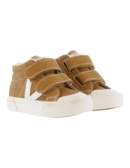 Victoria deportiva casual piel color cuero