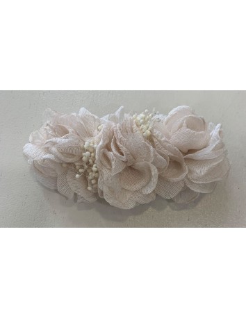 Pinza Pico Pato 3 flores beige