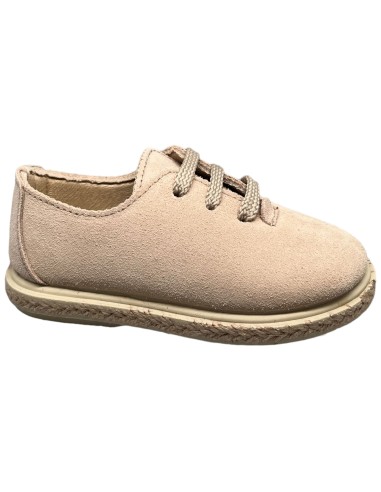 Zapato piel serraje color arena piso en yute
