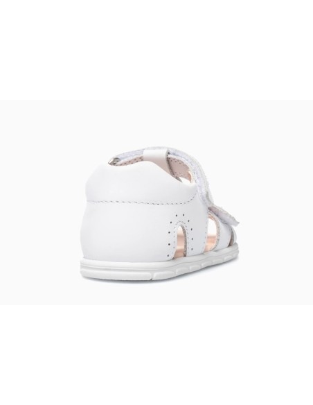 Pablosky sandalia 066900 piel color Olimpo Blanco colección verano 2026