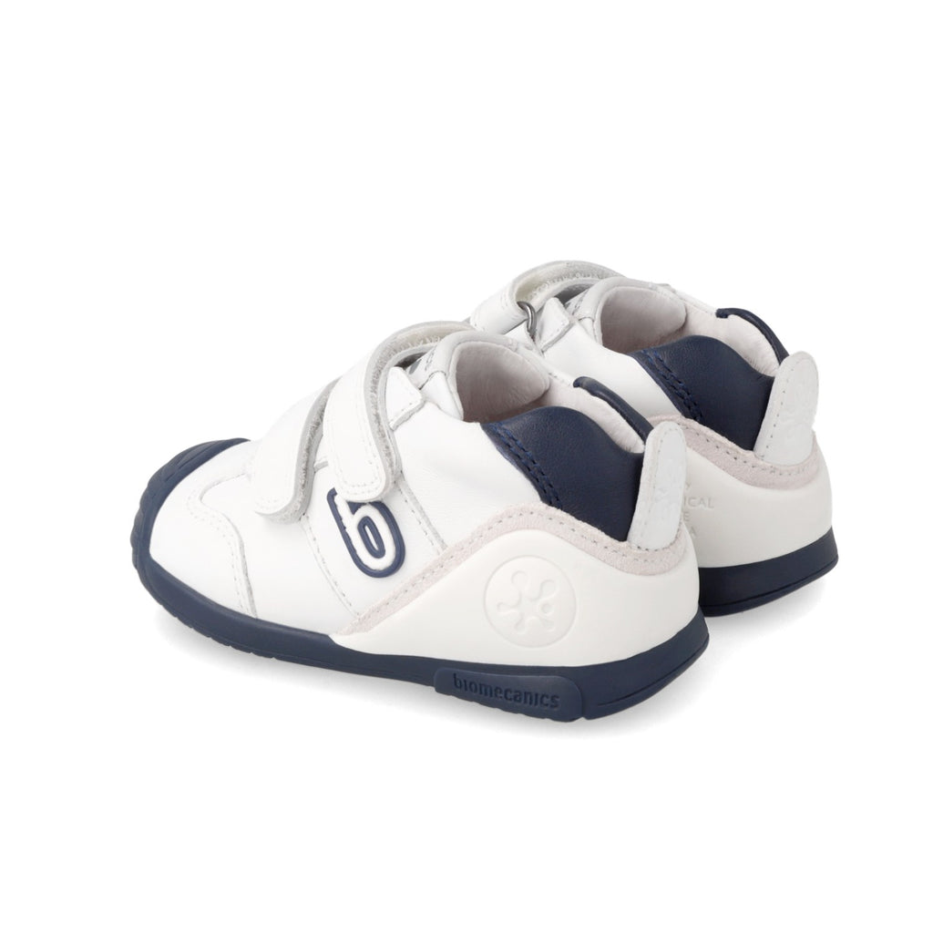 Biomecanics deportivo colegial color blanco y azul
