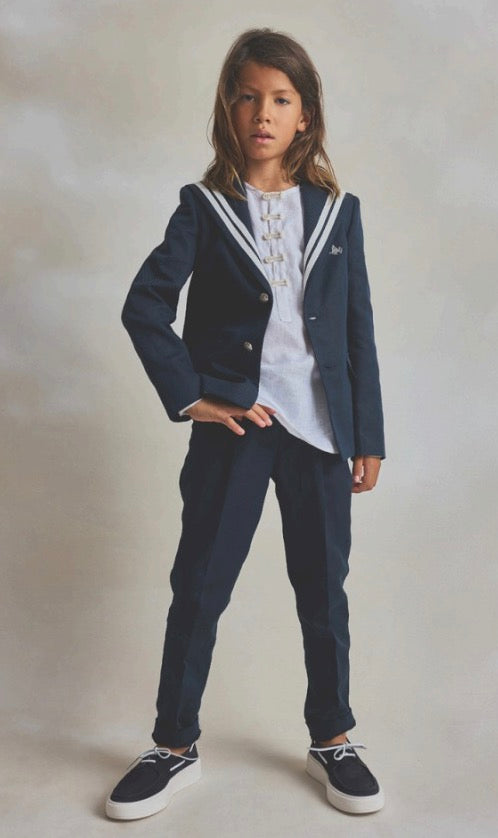 Traje de comunión azul marino con pantalón Kay Marino de Hortensia Maeso